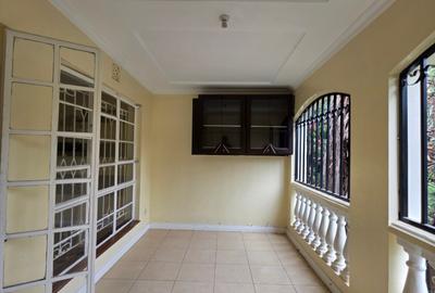 4 Bed Townhouse with En Suite in Lavington - 4