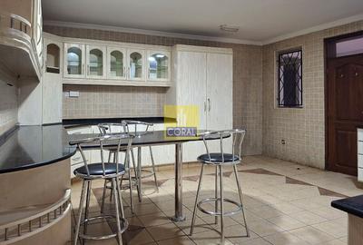 4 Bed Apartment in Westlands Area - 3