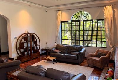 5 Bed Townhouse with En Suite in Westlands Area - 2