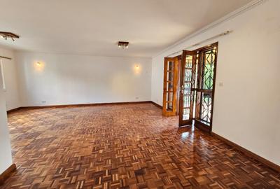 2 Bed Townhouse with En Suite in Kileleshwa - 4
