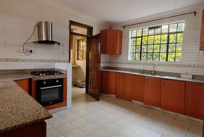 4 Bed House with En Suite in Kiambu Road - 4