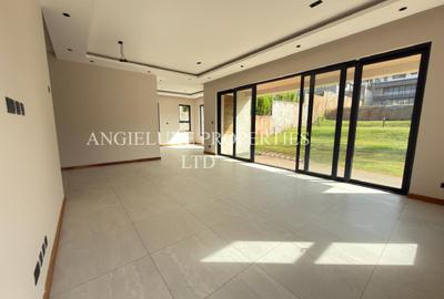 4 Bed Townhouse with En Suite at Loresho - 2