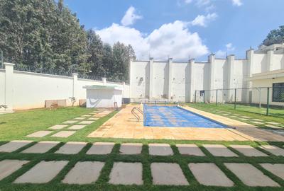 6 Bed House with En Suite at Loresho - 3