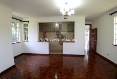 2 Bed House with En Suite in Karen Hardy - 2
