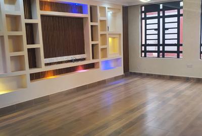 6 Bed House with En Suite at Kimbo Near Dykio - 4