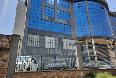 8,200 ft² Commercial Property with Backup Generator at Enterprise Road
