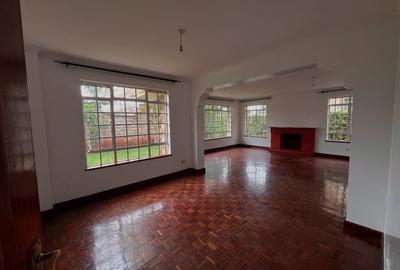 4 Bed Townhouse with En Suite at New Runda - 2