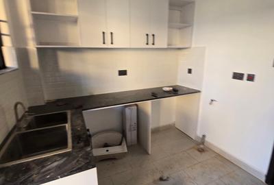 5 Bed Townhouse with En Suite in Karen - 3