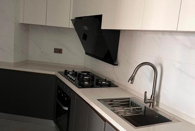 3 Bed Apartment with Gym in Kilimani - 3