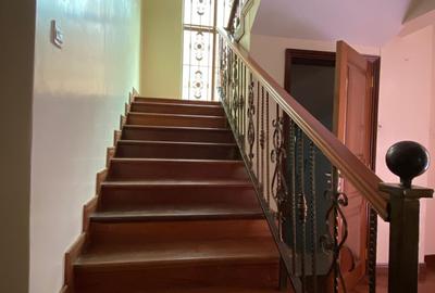 5 Bed Townhouse with En Suite at Lavington Green - 2