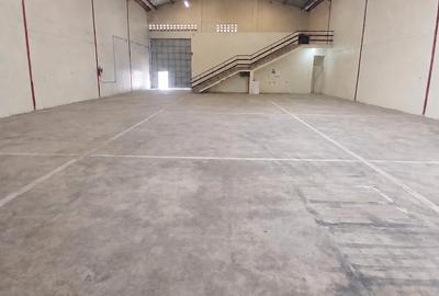 5,527 ft² Warehouse in Mombasa Road - 2