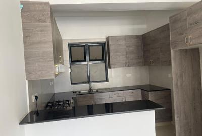 2 Bed Apartment with En Suite at Lantana Road - 2