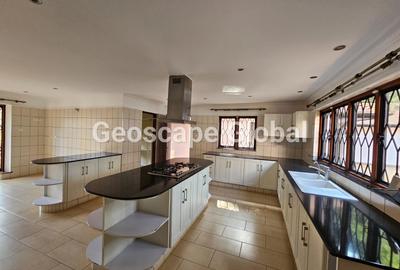 5 Bed House with En Suite in Gigiri - 4