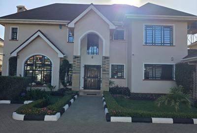 4 Bed House with En Suite in Ngong