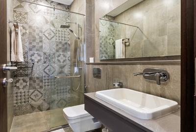 Serviced 1 Bed Apartment with En Suite at Ring Rd Westlands - 3