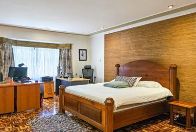 4 Bed Townhouse with En Suite in Westlands Area - 3