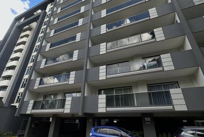 3 Bed Apartment with En Suite at Riverside Drive - 2
