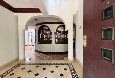 4 Bed House with En Suite in Runda - 3