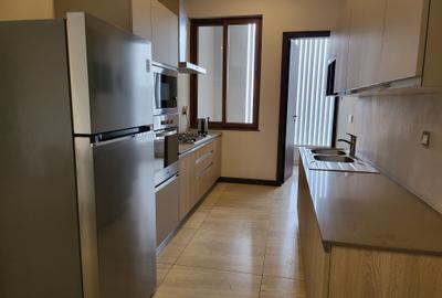 Furnished 2 Bed Apartment with En Suite in General Mathenge
