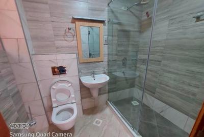 5 Bed Townhouse with En Suite in Lavington - 3