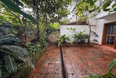 2 Bed Townhouse with Garden in Kileleshwa - 3