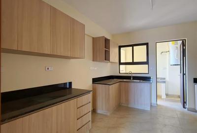 2 Bed Apartment with En Suite at Waiyaki Way - 4
