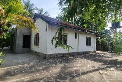 3 Bed House with En Suite at Kanamai - 4
