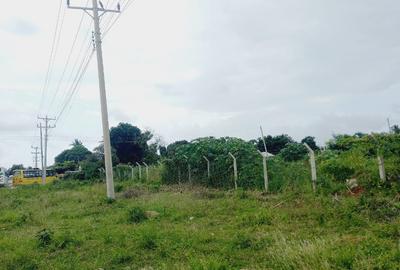 1 ac Commercial Land in Ukunda - 2