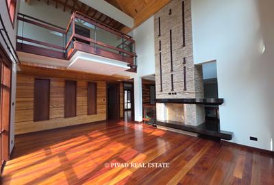 4 Bed House with Swimming Pool in Runda - 4