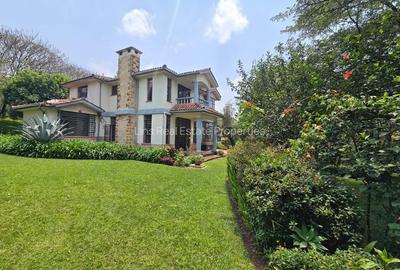 4 Bed Townhouse with En Suite at Rossylin - 2