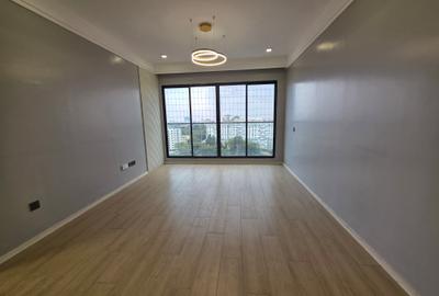 2 Bed Apartment with En Suite in Lavington - 2