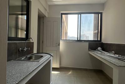 2 Bed Apartment with En Suite in Kileleshwa - 4