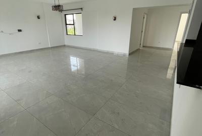 3 Bed Apartment with En Suite in Westlands Area - 3