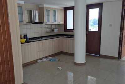 2 Bed Apartment with En Suite at Suguta Road - 2