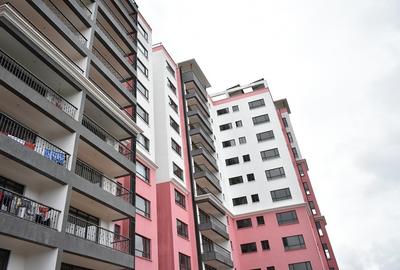 3 Bed Apartment with En Suite at City Park Avenue - 2