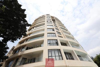 2 Bed Apartment with En Suite at Lantana Road - 2