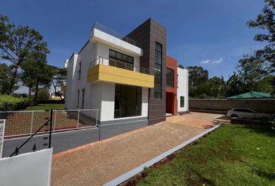 5 Bed Townhouse with En Suite in Karen - 4