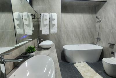 5 Bed Apartment with Swimming Pool in Kileleshwa - 3