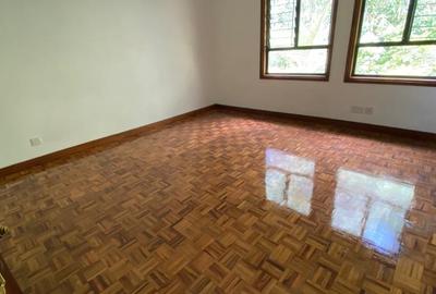 2 Bed Townhouse with En Suite in Kileleshwa - 4
