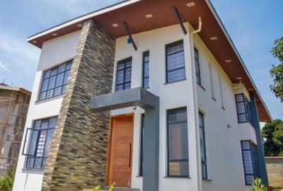 4 Bed Townhouse with En Suite at Muhuri Road