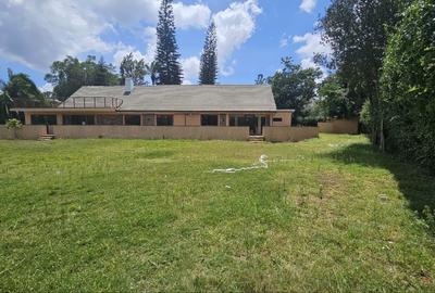 1 ac Commercial Property with Service Charge Included at Majimazuri