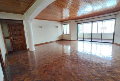 3 Bed Apartment with En Suite at Brookside Drive - 2