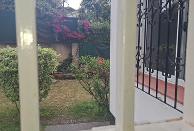 4 Bed Townhouse with En Suite in Kilimani - 2