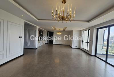 3 Bed Apartment with En Suite in Riverside - 2