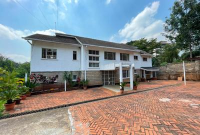 6 Bed House with En Suite in Riverside - 3