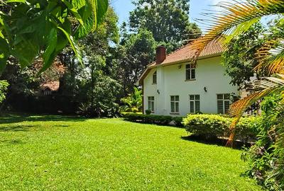 5 Bed Townhouse with En Suite in Rosslyn
