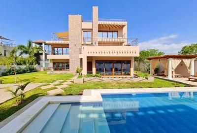 5 Bed House with En Suite at Diani
