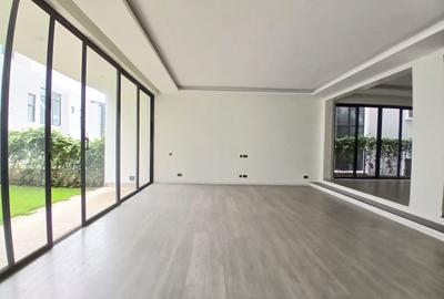 5 Bed Townhouse with En Suite at Maji Mazuri - 4
