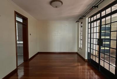5 Bed Townhouse with En Suite at Maji Mazuri - 3