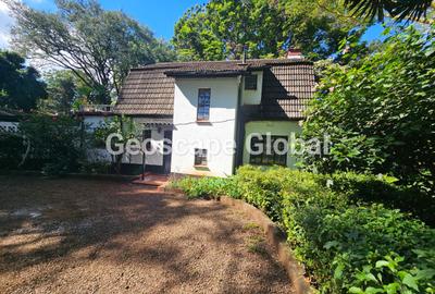 2 Bed House with En Suite in Rosslyn - 2